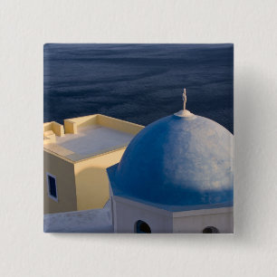 Chapa Cuadrada Una iglesia ortodoxa cerca del mar, Oia Santorini
