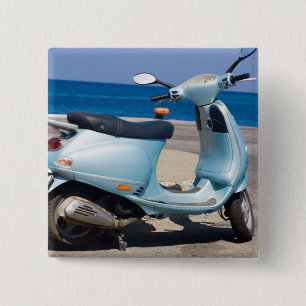 Chapa Cuadrada Vespa en la playa el Ephesus, Turquía