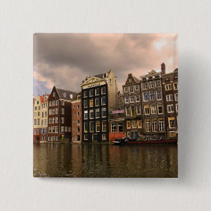 Chapa Cuadrada Vista de la arquitectura única y gavilada