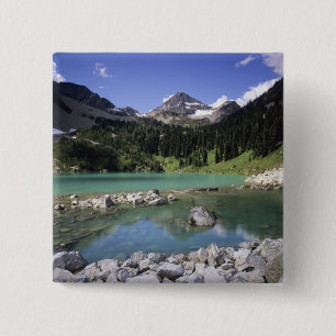 Chapa Cuadrada WA, Okanogan NF, lago Lewis y pico Black