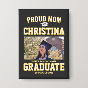 Chapa Orgullosa madre de un estudiante de la promoción d