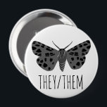 Chapa Redonda De 10 Cm ELLOS/ELLOS Pronouns Insectos de polilla dibujados<br><div class="desc">Decora tu ropa con este botón de arte genial. Puede personalizar y agregar texto también. Revisa mi tienda por muchos más colores y patrones! Hazme saber si también te gustaría algo personalizado.</div>