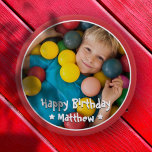 Chapa Redonda De 10 Cm Happy Birthday Modern Simple Star Photo<br><div class="desc">Este diseño sencillo y moderno se compone de una tipografía de suero y añade una foto personalizado.</div>