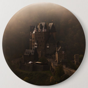 Chapa Redonda De 15 Cm Castillo de Eltz del Burg en la niebla de la