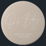 Chapa Redonda De 15 Cm Guión para la ducha de bebé moderno de color rosa<br><div class="desc">Guión para la ducha de bebé diseño moderno de botón elegante de decoración de fiesta rosa brillante y blanco. Diseño minimalista ideal para el fiesta de la ducha.</div>