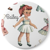 Imagen de muñeca de papel de época con vestidos pe