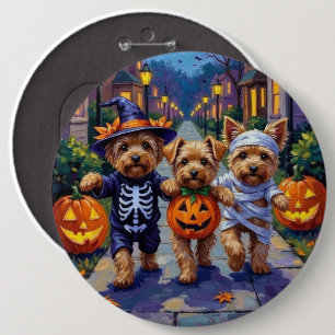 Chapa Redonda De 15 Cm Yorkipoo pidiendo dulces con disfraces de Hallowee