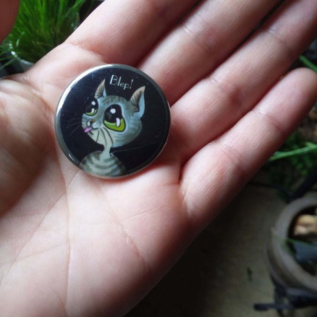 Chapa Redonda De 2,5 Cm Blep Cat Button (Adorable Blep Cat button!)