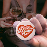 Chapa Redonda De 2,5 Cm Braut Und Team Braut Bachelorette Retro Heart<br><div class="desc">Braut Und Team Braut Bachelorette Retro botón Corazón Vintage Bride to be de novia malvaTribe</div>