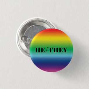 Chapa Redonda De 2,5 Cm Él, su género Pronounan el orgullo gay arcoiris mo