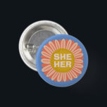 Chapa Redonda De 2,5 Cm ELLA / SU Pronouns Sunflower Daisy Pride<br><div class="desc">Decora tu ropa con este botón de arte genial. ¡Hace un gran regalo! Puede personalizar y agregar texto también. Revisa mi tienda por muchos más colores y patrones! Hazme saber si también te gustaría algo personalizado.</div>