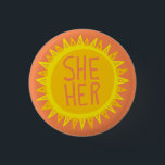 Chapa Redonda De 2,5 Cm ELLA / SU Pronouns Sunshine Pride Handletter<br><div class="desc">Decora tu ropa con este botón de arte genial. ¡Hace un gran regalo! Puede personalizar y agregar texto también. Revisa mi tienda por muchos más colores y patrones! Hazme saber si también te gustaría algo personalizado.</div>