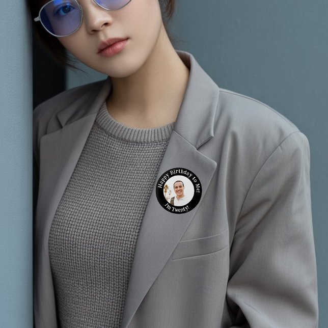 Chapa Redonda De 2,5 Cm Foto personalizada de cumpleaños, tarjeta de image (Subido por el creador)