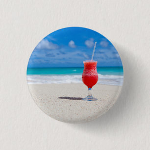 Chapa Redonda De 2,5 Cm Frosty Strawberry Drink on the Beach