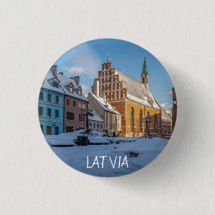 Chapa Redonda De 2,5 Cm Iglesia de San Pedro en invierno en Riga, Letonia