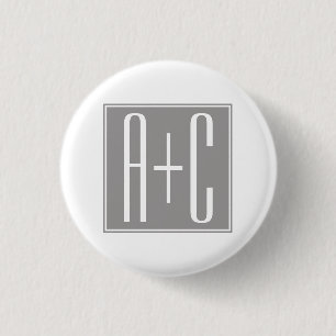 Chapa Redonda De 2,5 Cm Iniciales de parejas editables Blanco y gris