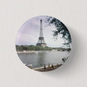 Chapa Redonda De 2,5 Cm La Torre Eiffel. París, hacia 1960.