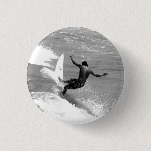 Chapa Redonda De 2,5 Cm Persona que practica surf (Anverso)
