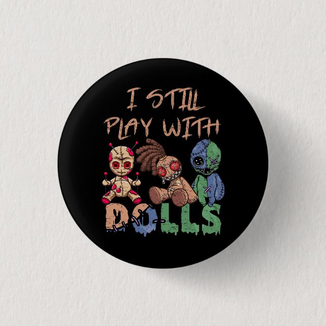 Chapa Redonda De 2,5 Cm Tirosa Bruja, Todavía Juego Con Voodoo Doll Gracio (Anverso)