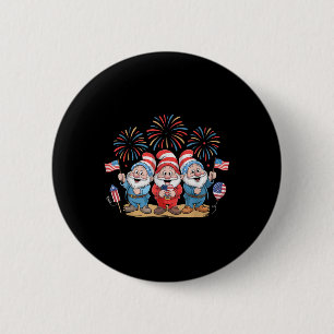 Chapa Redonda De 5 Cm 4 De Julio Tres Gnomes Celebrando Independencia De
