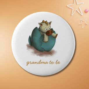 Chapa Redonda De 5 Cm Abuela a punto de tener un adorable dragón
