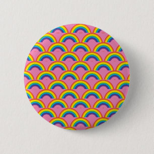 Chapa Redonda De 5 Cm Arcoiris sobre fondo rosado