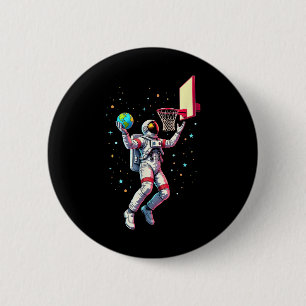 Chapa Redonda De 5 Cm Astronauta jugando a planetas de baloncesto en el