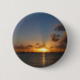 Chapa Redonda De 5 Cm Atardecer con veleros paisaje tropical foto