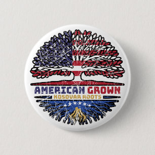 Chapa Redonda De 5 Cm Bandera de raíces de árboles kosovares estadounide
