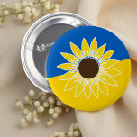 Chapa Redonda De 5 Cm Bandera de Ucrania Flor de girasol amarillo nacion<br><div class="desc">El diseño es azul y amarillo,  la bandera de Ucrania con la flor nacional del país,  el girasol. Un símbolo de esperanza y oración por la paz.</div>