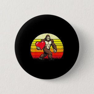 Chapa Redonda De 5 Cm Bigfoot sosteniendo corazón Día de San Valentín Di