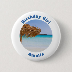 Chapa Redonda De 5 Cm Chica de cumpleaños en playa tropical escénica con