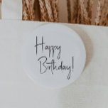 Chapa Redonda De 5 Cm Cumpleaños feliz y neutral de género minimalista<br><div class="desc">Celebra el día especial de tu pequeño con nuestro botón de cumpleaños feliz, minimalista y neutral en cuanto a género, diseñado para niños de todas las edades. Este producto es perfecto para cumpleaños en cualquier época del año (primavera, verano, otoño o invierno), con un diseño limpio y moderno en blanco...</div>