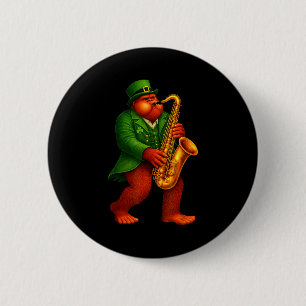 Chapa Redonda De 5 Cm Día de San Patricio bigfoot sasquatch tocando saxo