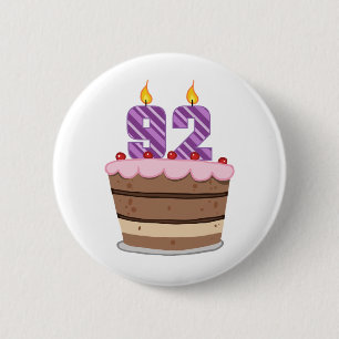 Chapa Redonda De 5 Cm Edad 92 en el pastel de cumpleaños
