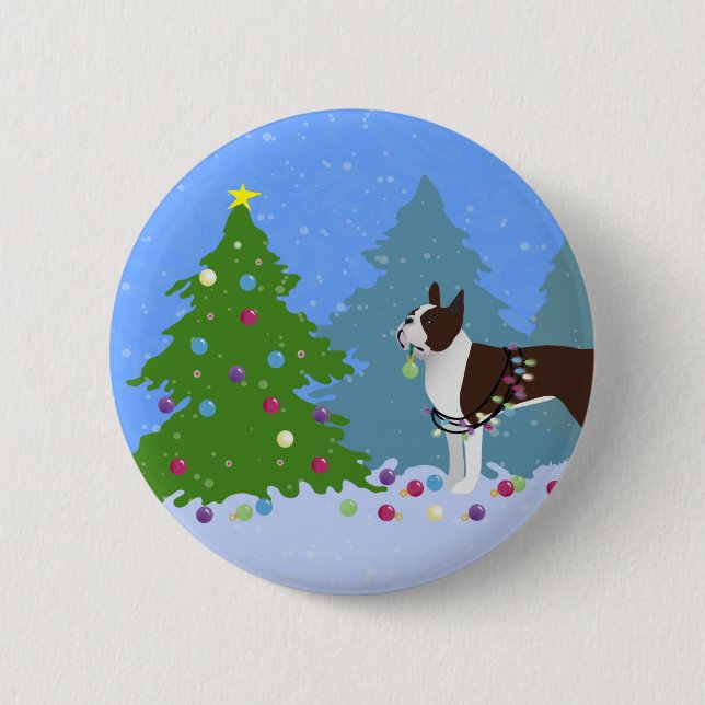 Chapa Redonda De 5 Cm El marrón Boston Terrier en el bosque de Navidades (Anverso)