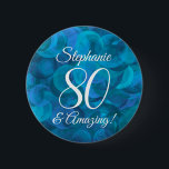 Chapa Redonda De 5 Cm Elegant Ocean Blue 80 and Amazing Birthday<br><div class="desc">Elegant Ocean Blue 80 and Amazing Birthday Party button Special unique elegant Ocean Blue birthday party button pin specially designed for your friends who are turning 80 and are amazing! Personalize this birthday party button pin with their name. Perfect for the party as a favor for your guests. Can be...</div>