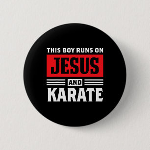 Chapa Redonda De 5 Cm Este Niño Corre Sobre Jesús Y Karate Regalo Cristi