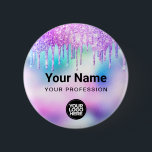 Chapa Redonda De 5 Cm Etiqueta de nombre de logotipo del empleado del Pu<br><div class="desc">Personalice fácilmente este lindo botón de Personalizado Purpurina holográfico Drips Pastel Unicorn Nombre de empleado con nombre, profesión y logo comercial. Un colorido diseño de negocios en tonos pastel de arcoíris criollos personalizable completo en tamaños frontales y traseros, sans-serif básico y moderno y un aspecto profesional y claro. El botón...</div>