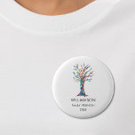 Chapa Redonda De 5 Cm Familia sindical Rainbow Family<br><div class="desc">Dé estos elegantes botones de Reunión familiar como keepsakes al fiesta de su familia. Cuentan con un árbol familiar en los colores del arcoiris. Personalizar con tu apellido y el año. Este diseño único es una impresión de mi mosaico de árbol de familia que fue hecho de pequeños trozos de...</div>