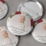 Chapa Redonda De 5 Cm Funeral En La Memoria Amada Rojo Roses Floral Phot<br><div class="desc">El botón perfecto para que amigos y familiares se pongan en un funeral con una imagen de su ser querido y las palabras "en la memoria amorosa" y su nombre. El diseño presenta un diseño floral de color acuático con rosas rojos y blancos.</div>