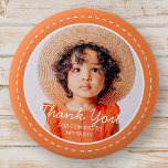 Chapa Redonda De 5 Cm Gracias Por Llegar A La Foto Moderna Del Personali<br><div class="desc">Este diseño simple y moderno está compuesto de tipografía de la siniestra y agrega una foto de un personalizado."Gracias por venir a mi Fiesta" encima de la foto de su personalizado. Perfecto para fiestas de cumpleaños o regalos,  bolsos de regalo,  aniversarios o cualquier otro fiesta!</div>