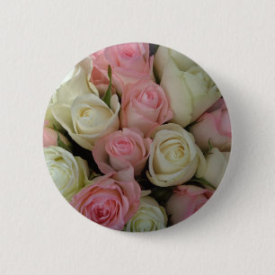 Chapa Redonda De 5 Cm Hermoso Bouquet de flores de rosas blancas rosas