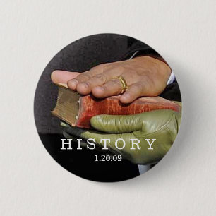 Chapa Redonda De 5 Cm HISTORIA: Presidente Obama Hand en la biblia de