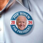 Chapa Redonda De 5 Cm Joe Biden 2024 para presidente de foto cabeza flot<br><div class="desc">Joe Biden Design con la cabeza flotante rodeada por el lema clásico - Joe Biden para presidente. Una actualización limpia y moderna basada en un diseño político vintage. Un diseño clásico con una foto del hombre que postulaba a la presidencia. Está postulando en las elecciones de 2024 como demócrata. Revisa...</div>