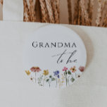 Chapa Redonda De 5 Cm La abuela de las flores silvestres coloridas<br><div class="desc">Este colorido botón de abuela con flores silvestres es perfecto para su simple, caprichosa, arcoíris de boho ducha de verano. Los florales de color rosa, amarillo, naranja y dorado, brillantes y encantados, le dan a este producto el aspecto de un jardín de primavera hippie minimalista, elegante y vintage. El diseño...</div>