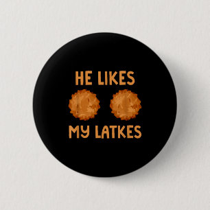 Chapa Redonda De 5 Cm Le gustan mis latkes Pareja de Hanukkah judía a ju