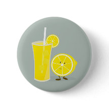 Limón sonriente con limonada