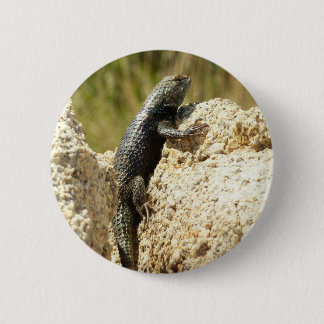 Chapa Redonda De 5 Cm Lizard espinoso con respaldo amarillo en el árbol