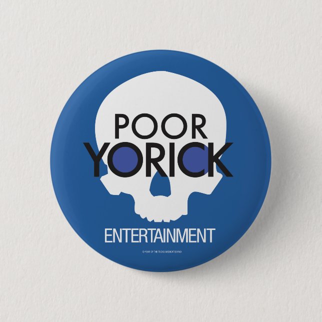 Chapa Redonda De 5 Cm Logo de Poor Yorick Entertainment (Anverso)